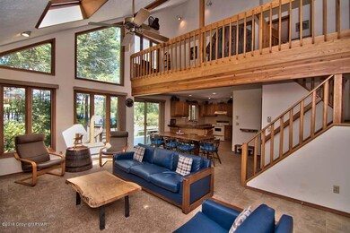 2452 Overlook Ln, Pocono Pines, PA 18350 - photo 4