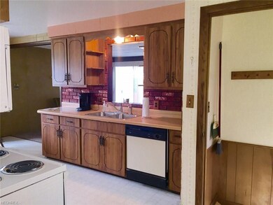 136 Hopewell Dr, Struthers, OH 44471 - photo 3