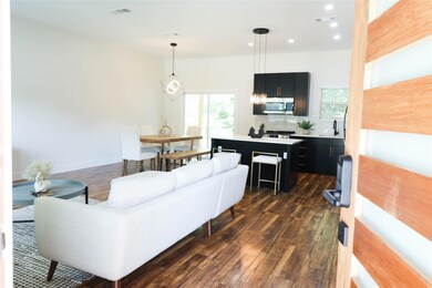 617 E 9th St, Bonham, TX 75418 - photo 6