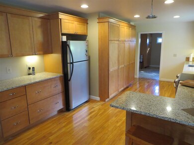 243 Waterman Cir, Saint Johnsbury, VT 05819 - photo 7