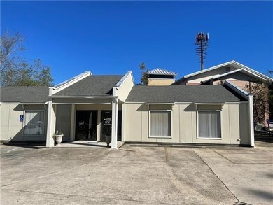 1321 N Causeway Blvd unit A, Mandeville, LA 70471 - photo 2