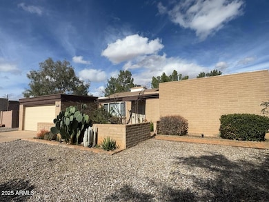 433 Meadows Dr, Sierra Vista, AZ 85635 - photo 2