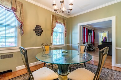 006_DiningRoomView2