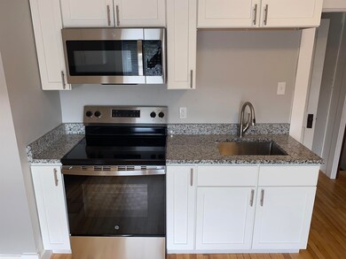 26 Pierce St, Concord, NH 03301 - photo 4