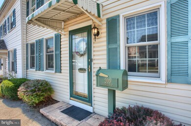 205 E Simpson St, Mechanicsburg, PA 17055 - photo 2