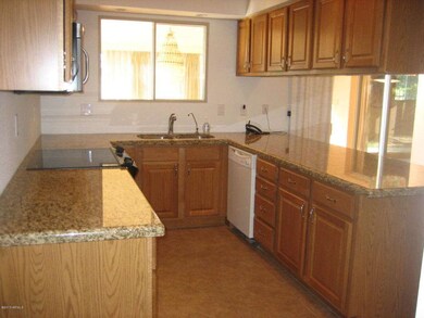 Upgraded & updated Kitchen w/granite