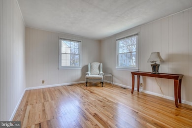 3138 Cornwall Rd, Dundalk, MD 21222 - photo 4