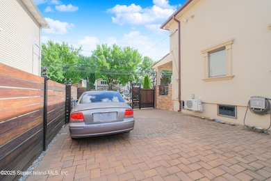 Side yard