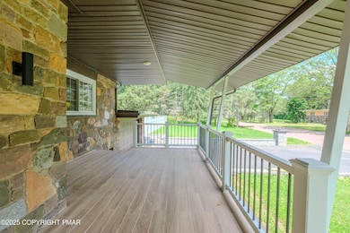 426 Park Ave unit 1, Mount Pocono, PA 18344 - photo 5