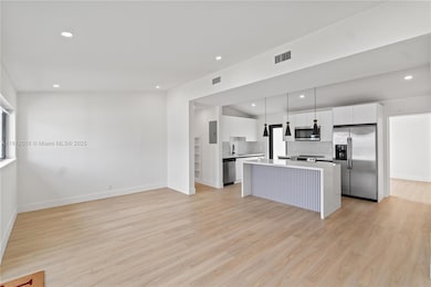 unlisted-address, Fort Lauderdale, FL 33312 - photo 6