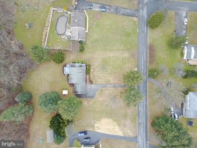 88 Cambridge Dr, Glen Mills, PA 19342 - photo 7