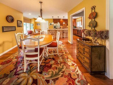 Breakfast Area/Room. 