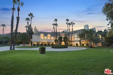 22515 La Quilla Dr, Chatsworth, CA 91311 - photo 3