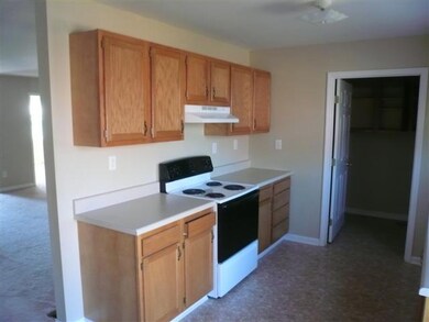 204 Fox Creek Ct, Manchester, TN 37355 - photo 7