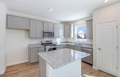 4 Kitchen