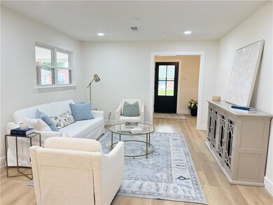 4413 Napoli Dr, Metairie, LA 70002 - photo 7