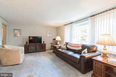 1064 Manor Ln, Southampton, PA 18966 - photo 6