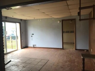 354 W Grove St, Alma Center, WI 54611 - photo 4