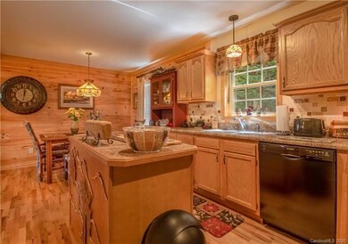 66 Pinnacle Rd, Burnsville, NC 28714 - photo 3