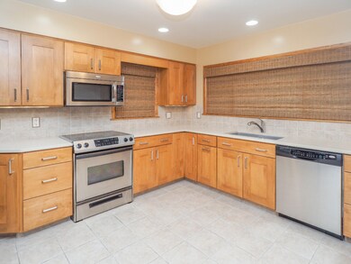 3021 Winchell Ave-106