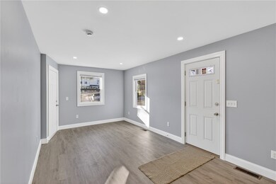 122 Brookside Ave, West Warwick, RI 02893 - photo 4