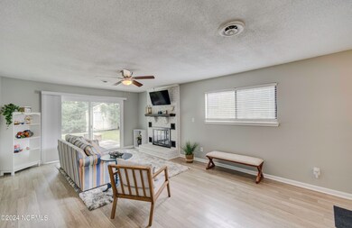 504 Dennis Rd, Jacksonville, NC 28546 - photo 5