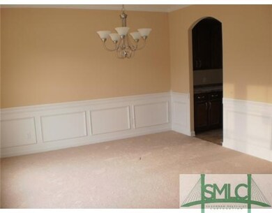 Dining Room. LOTS OF TRIM1