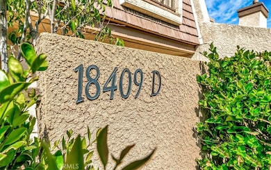 18409 Collins St unit D, Tarzana, CA 91356 - photo 2