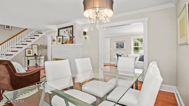 50 Orchard St Cos Cob CT 06807-large-011