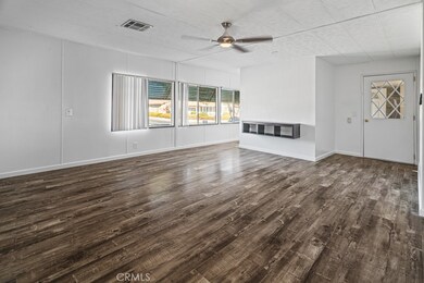 13979 Riviera Dr, Victorville, CA 92395 - photo 5