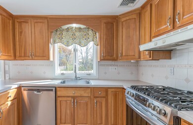 4 Archery Ln, Nashua, NH 03060 - photo 4