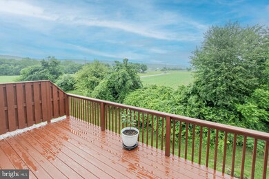 2008 Hampton Ct unit 2008, Morgantown, PA 19543 - photo 3