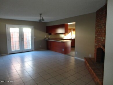 FAMILY ROOM / KITCHEN AREA