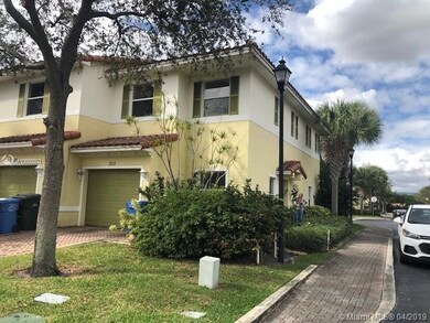 3111 NW 24th Way unit 30, Oakland Park, FL 33309 - photo 2