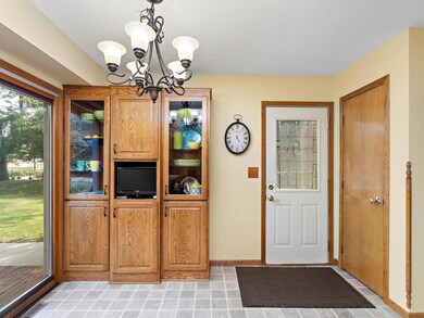 10024 100th Ave N Maple Grove MN 55369 USA-006-019