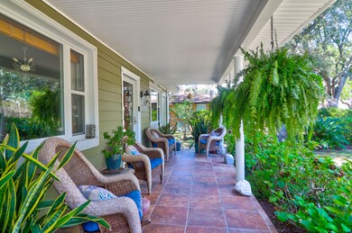 1669 McClain -Tidalcreekphoto- (2)
