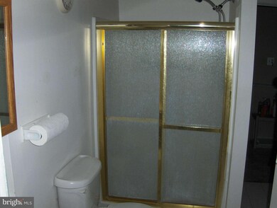 6412 Bear Ct, Waldorf, MD 20603 - photo 5