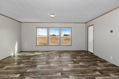 26797 N Chicory Way, Paulden, AZ 86334 - photo 5