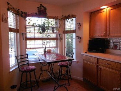 111 Franklin Ct, Bethlehem, PA 18020 - photo 4