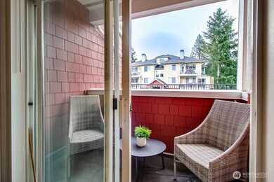 517 225th Ln NE unit E102, Sammamish, WA 98074 - photo 7