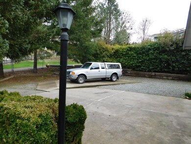 124 Swarthout Cir, Grants Pass, OR 97527 - photo 3