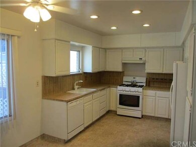 4128 Obispo Ave, Lakewood, CA 90712 - photo 2