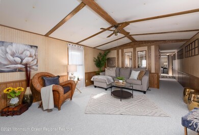43 Locust Grove Living Rm 2