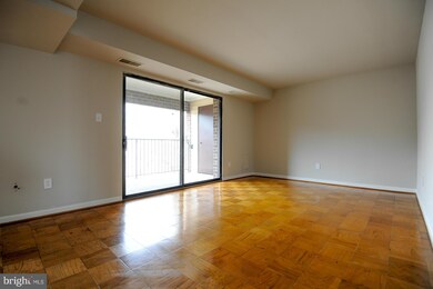 7334 Tavenner Ln unit 3-B, Alexandria, VA 22306 - photo 5