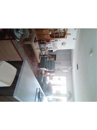 10615 Park View Cir, El Paso, TX 79935 - photo 4