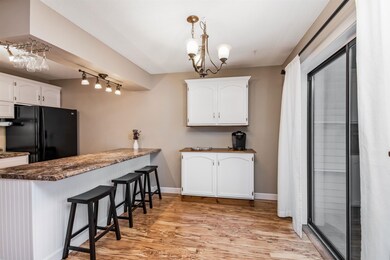 6 Twin Oaks Terrace, South Burlington, VT 05403 - photo 6