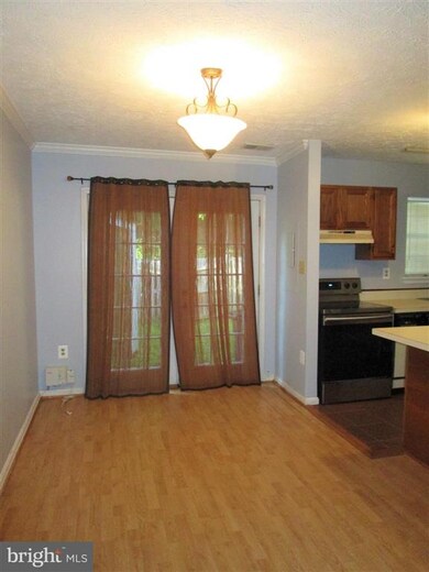 3122 Brinkley Station Dr, Temple Hills, MD 20748 - photo 4