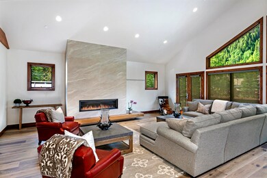 4193 Spruce Way A Summer-001