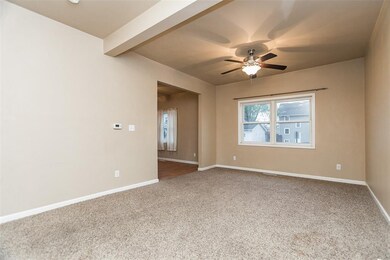 927 F Ave NW, Cedar Rapids, IA 52405 - photo 5