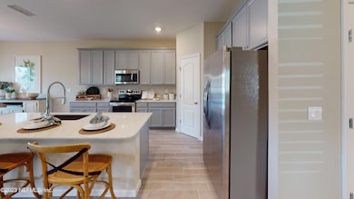 311 Lake Sinclair St, Saint Augustine, FL 32084 - photo 2